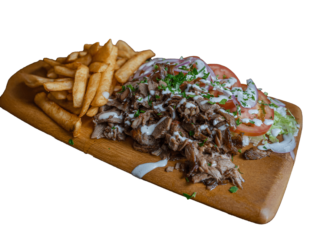 Beef grill board with chips, tomato and lettuce