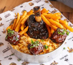 Mini Thor's Hammer beef shin with meatballs on a cheese base